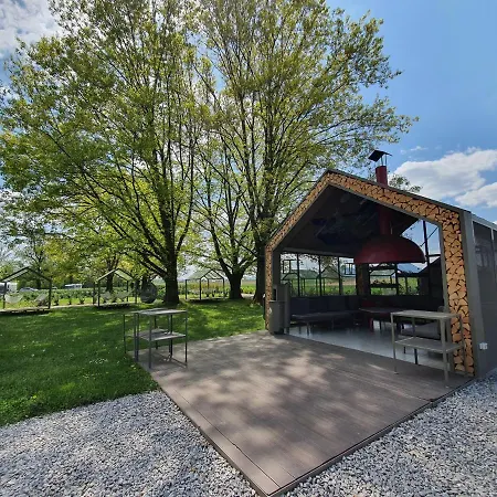 Tavio Mobile House Kolpa, Big Berry, * Metlika