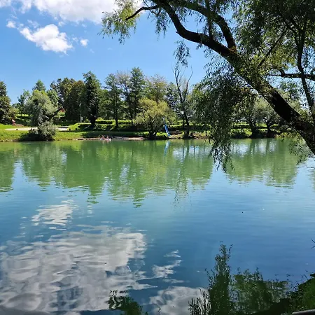 Holiday home Tavio Mobile House Kolpa, Big Berry, *