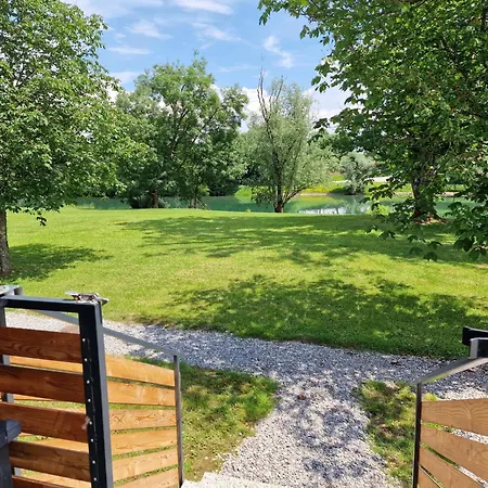 Tavio Mobile House Kolpa, Big Berry, Semesterbostad *