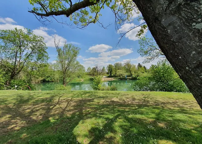 Tavio Mobile House Kolpa, Big Berry, 度假居