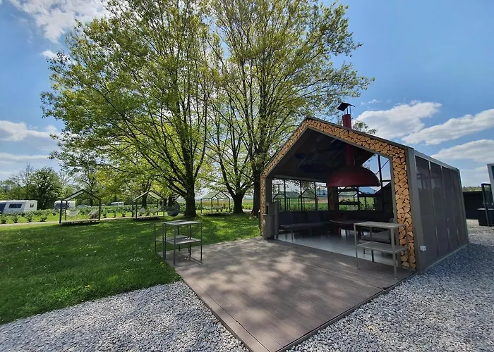 Tavio Mobile House Kolpa, Big Berry, * メトリカ