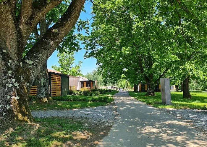 Tavio Mobile House Kolpa, Big Berry, 別荘